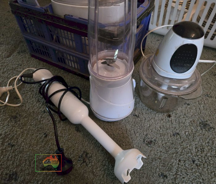 3x Electric Mixers & a Juicer - photo 3
