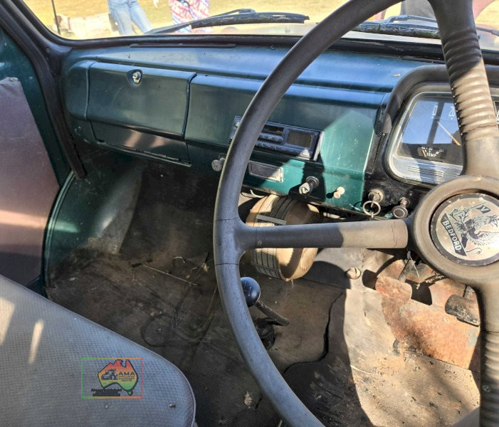 Bedford J3 with Chev Engine - photo 7