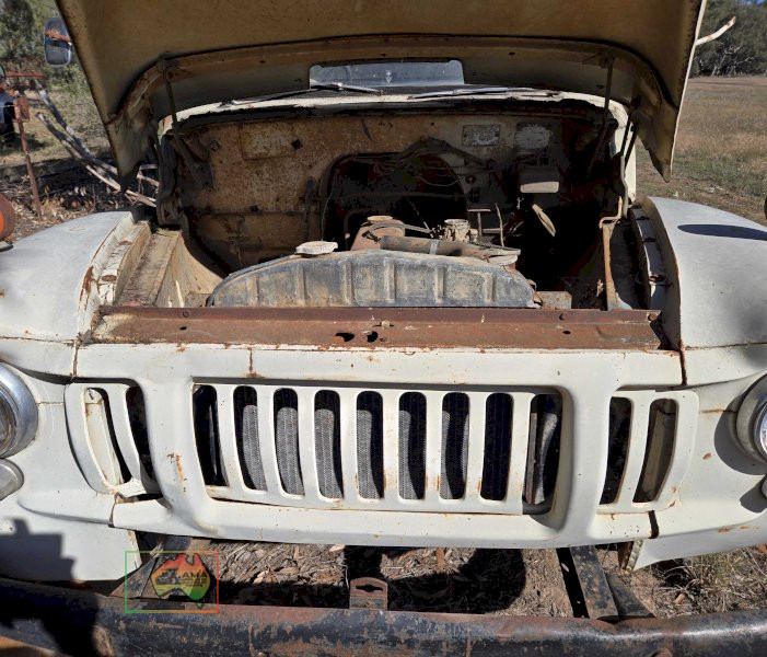 Bedford J3 Tray Truck - photo 7