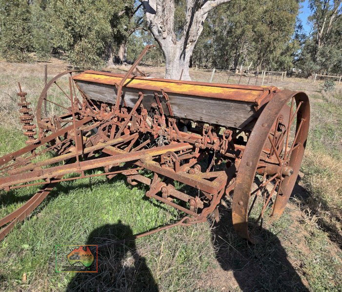 14 Row Sunshine SUN Combine Seeder - photo 3