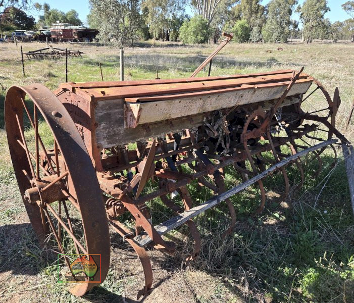 14 Row Sunshine SUN Combine Seeder - photo 2