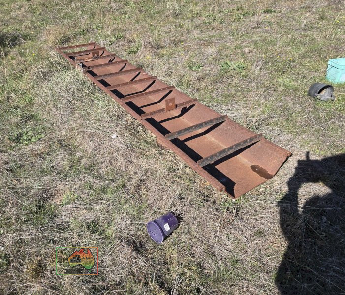 H/duty 6mm Steel Feed Trough 13ft - photo 3