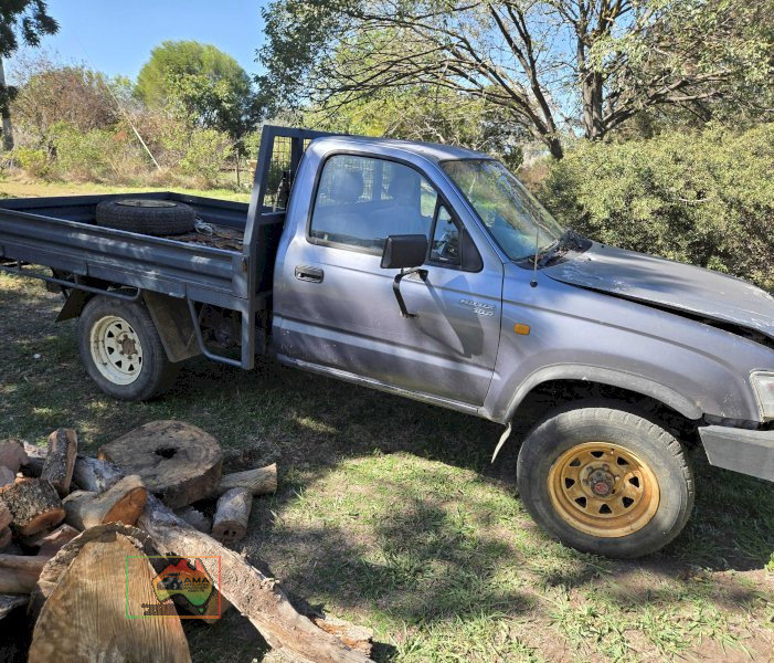1998 Toyota HiLux 3.0Ltr Diesel 4WD - photo 3