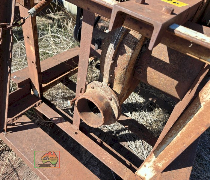 PTO Driven Saw Bench with Dust Blower - photo 5