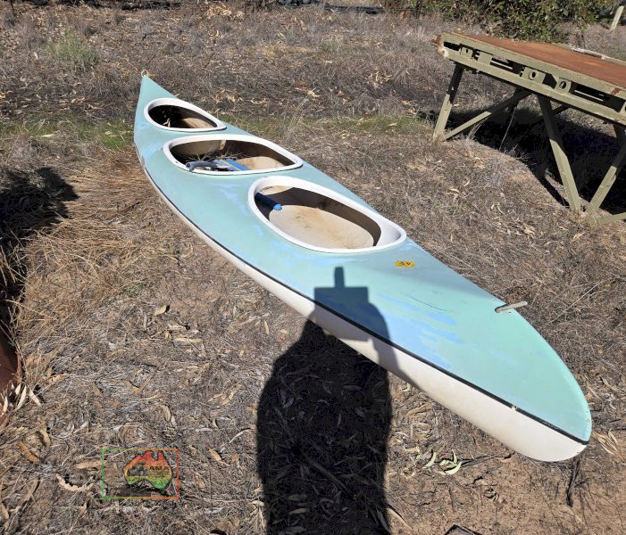 16ft, 3 Berth Canoe