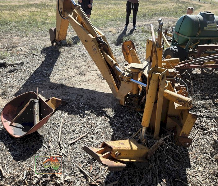 3pl Davis D-130 Backhoe attachment - photo 2