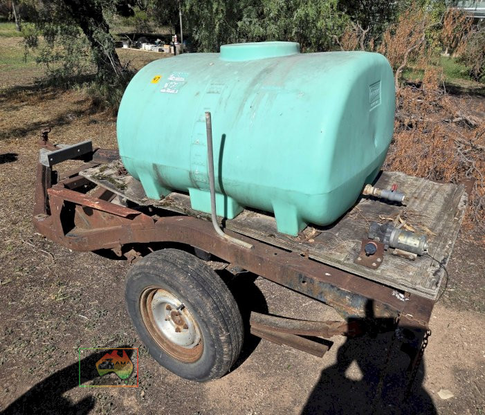 Rapid-Spray Poly Water Tank on Trailer - photo 2