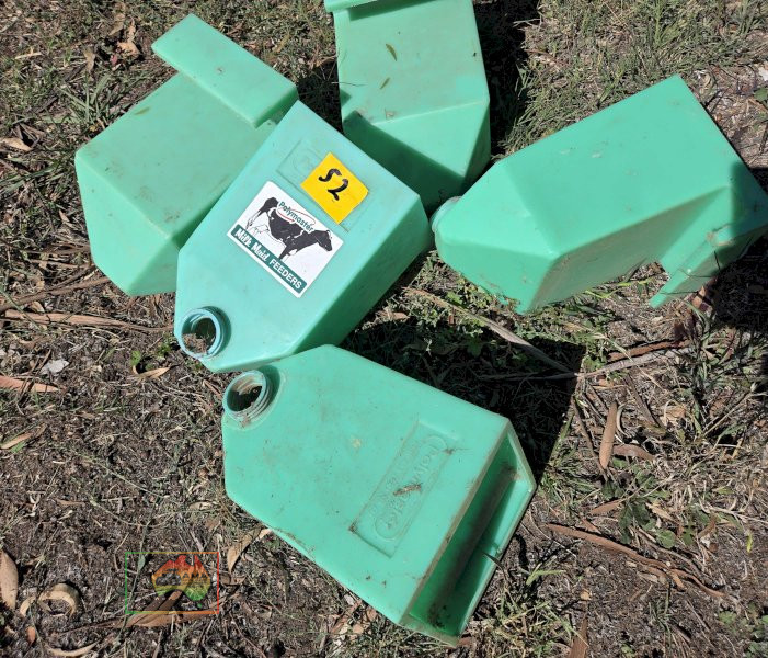 5x Polymaster "Milk Maid" Calf Feeders - photo 2