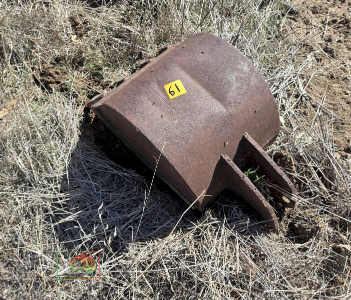 Backhoe Bucket with Teeth - photo 3