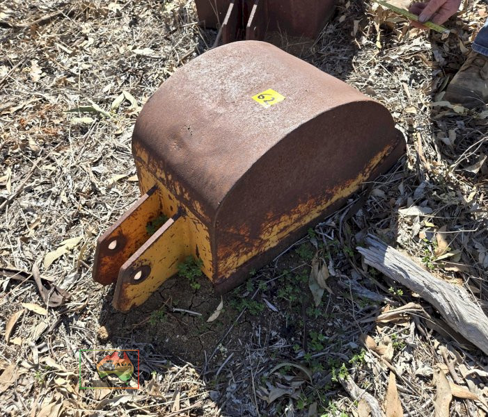 400mm Backhoe Bucket with Teeth - photo 2