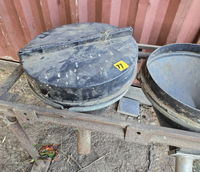 3 Bin Grain Feed Table - photo 3