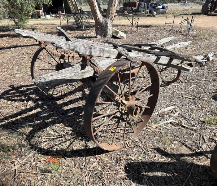 Antique Timber Wagon - photo 4