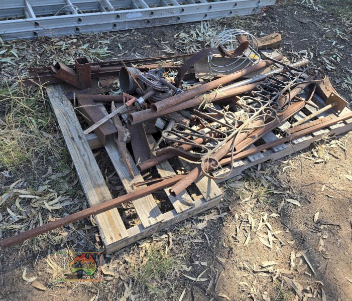 Pallet of Scrap Metal - photo 4