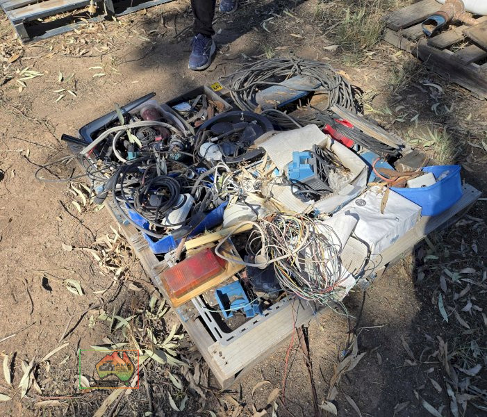 Pallet of Elec. Wiring & Sundries - photo 4