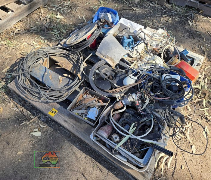 Pallet of Elec. Wiring & Sundries - photo 3