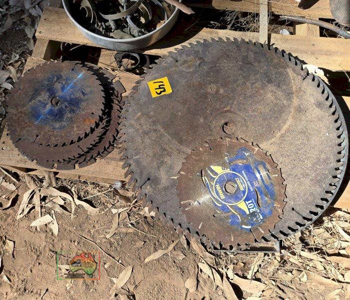 Assorted Saw Blades