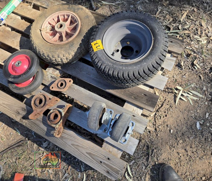 Assorted Wheels & Bearings - photo 2