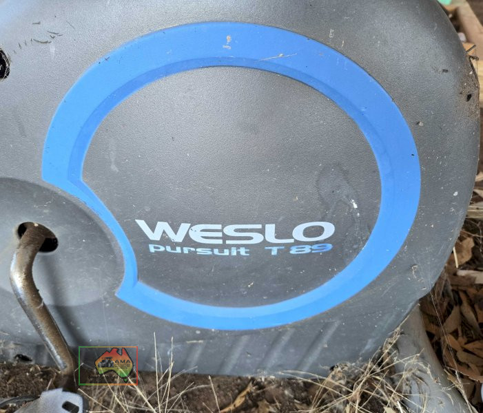 Weslo Pursuit T89 Exercise Bike - photo 3