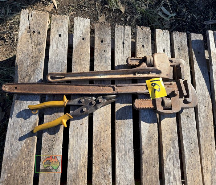 Stillson Pipe Wrenches & Tin Snips