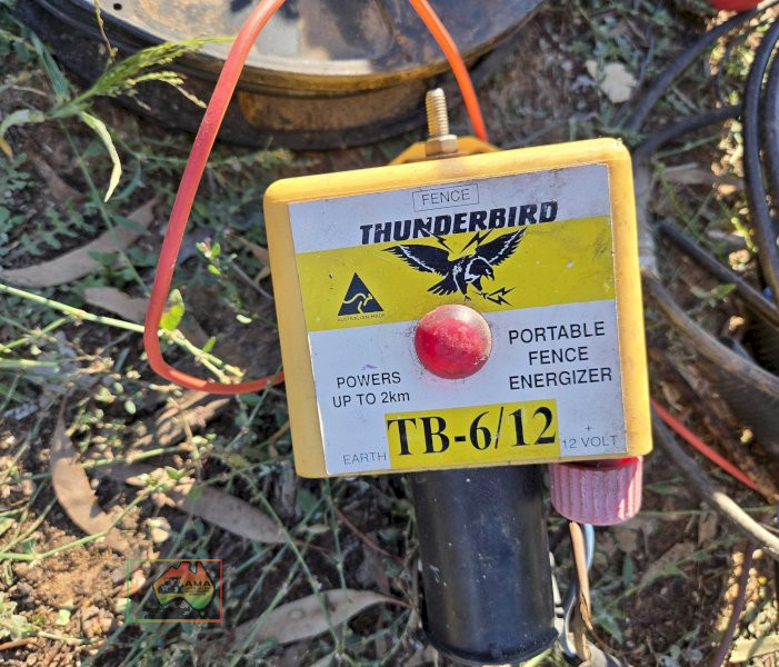 Solar Elec. Fence Unit, Underground Cable & Portable Fence Energiser. - photo 2