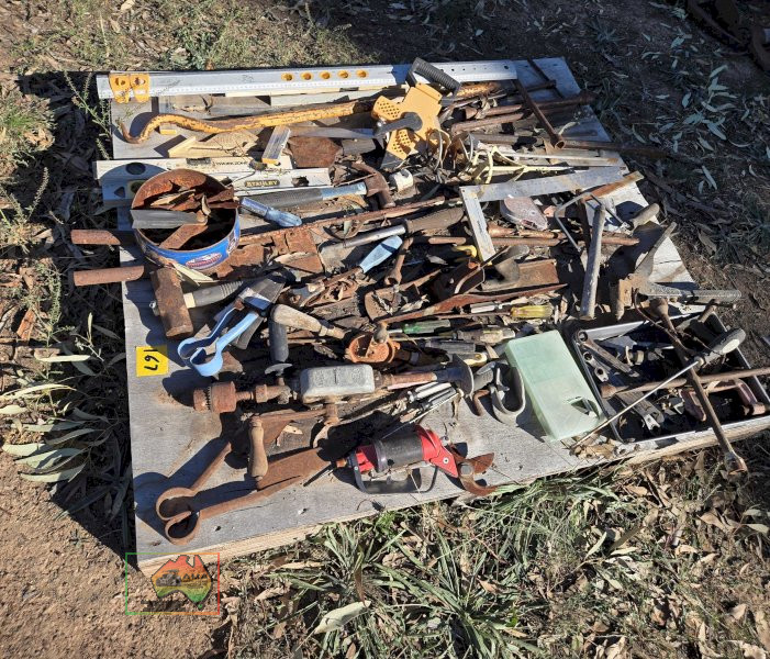 Pallet of Assorted Tools & Sundries - photo 3