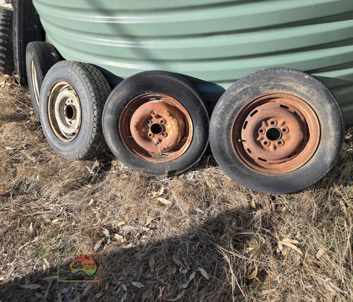 Variety of 5 Trailer Wheels - photo 3