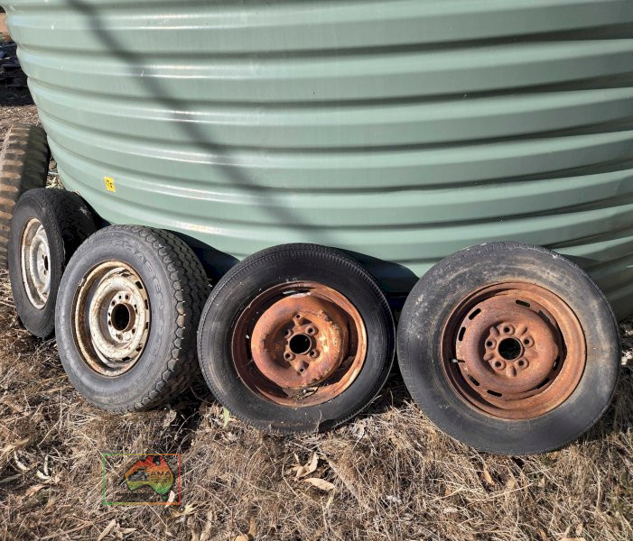 Variety of 5 Trailer Wheels - photo 5