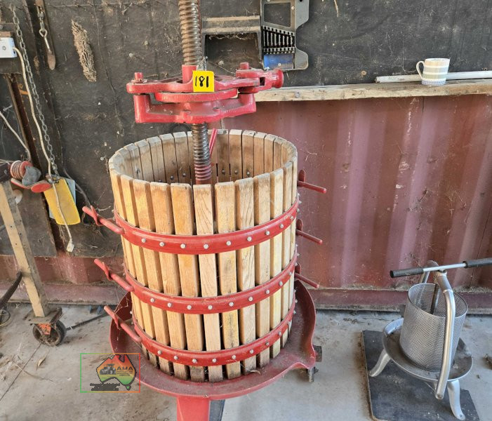 Winemakers Grape Press