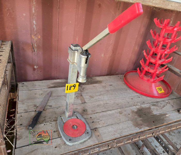 Beer Bottle Cap Crimper