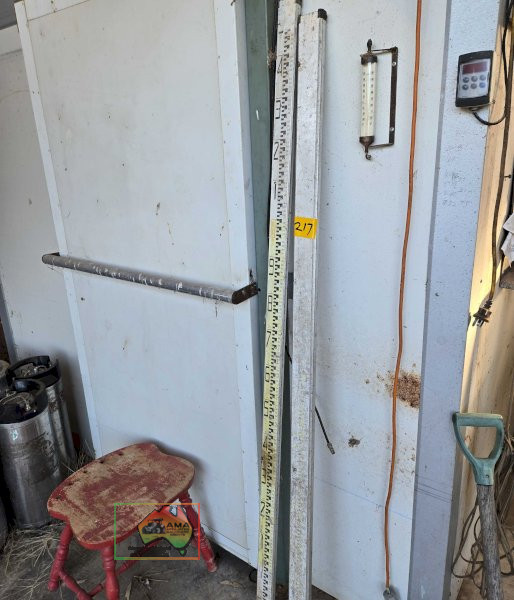 Aluminium Extendable Surveyors Measuring Staff