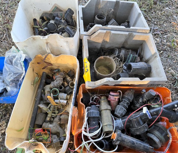 Assorted Pipe Fittings. - photo 4