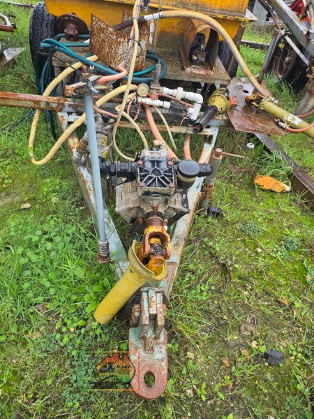 23m Trailing Boom Sprayer - photo 9