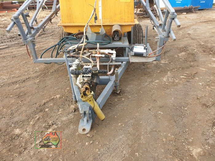 23m Trailing Boom Sprayer - photo 8