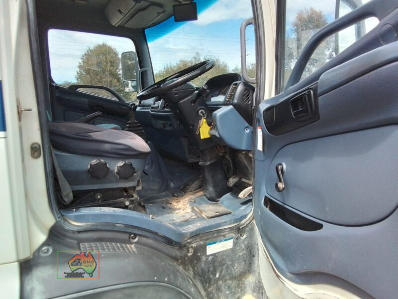 2006 Hino FC4J mini mix truck - photo 7
