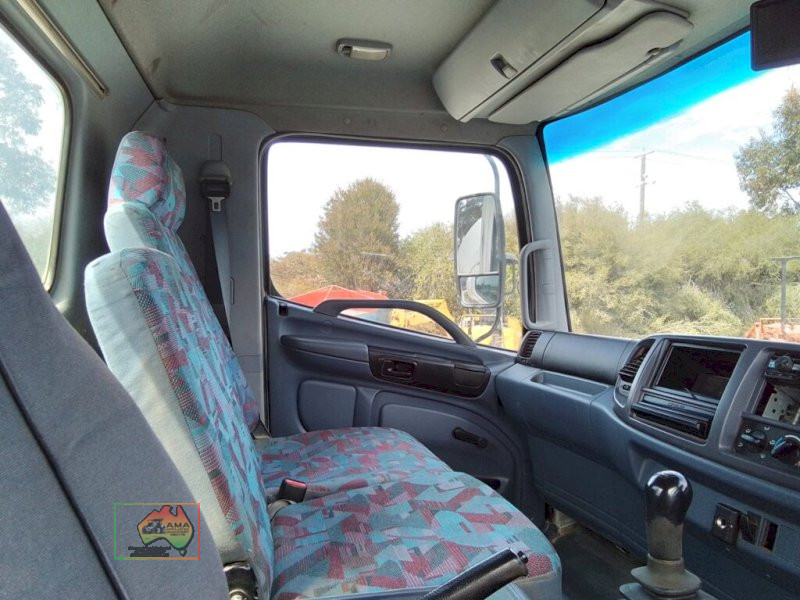 2006 Hino FC4J mini mix truck - photo 8