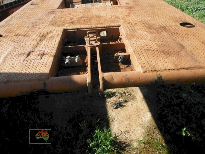 Drop front low loader - photo 7