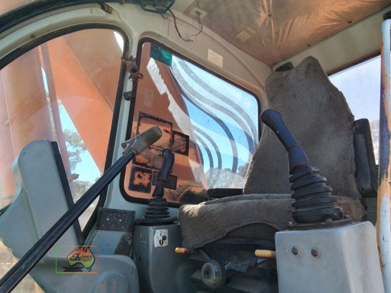 Samsung SE210LC-2 Excavator - photo 10