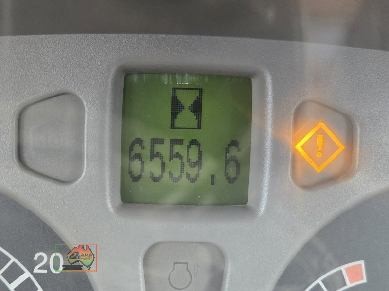 2004 CASE MXU 125 FWA TRACTOR (Serial No. ACP212682) - photo 17