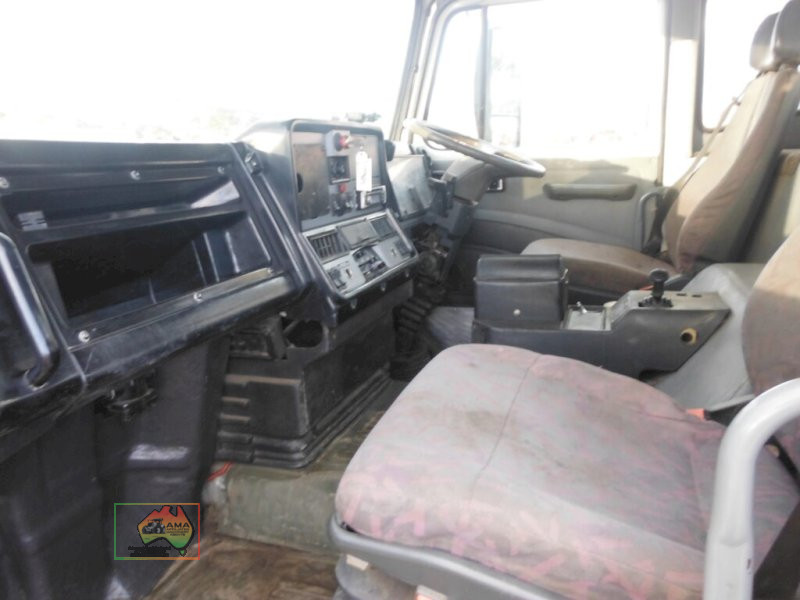 2005 Iveco Acco 2350 Beavertail Tray - photo 8