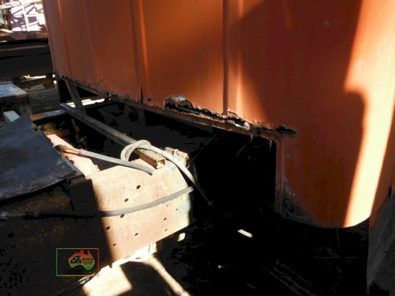 International R190 - photo 6