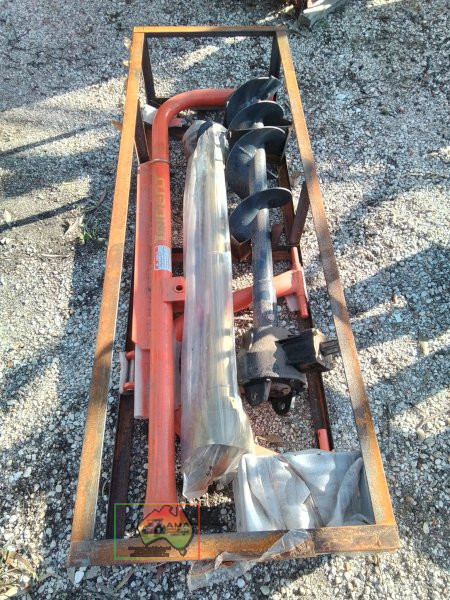 NEW Trident Post Hole Digger - photo 2