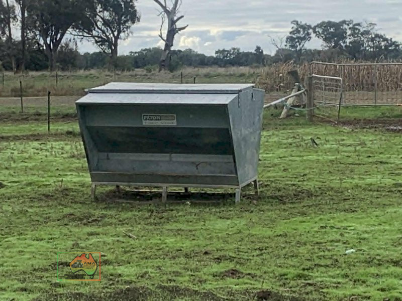 Paton Lick Feeder (No.1) - photo 4