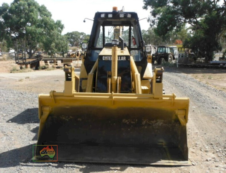 Cat 428B backhoe - photo 8