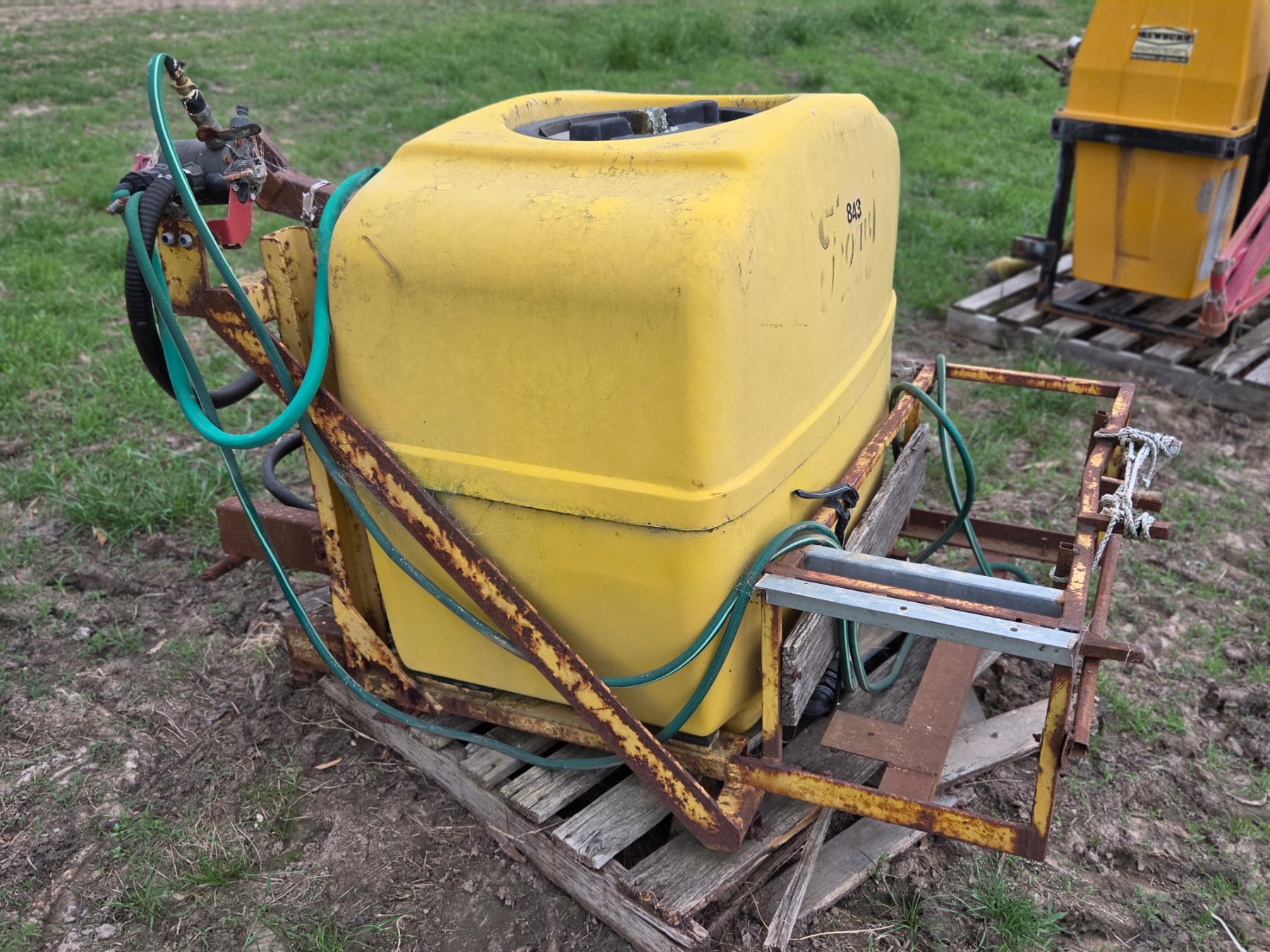 Used - Hardi 3pl 400 Ltr Spray Tank - photo 4