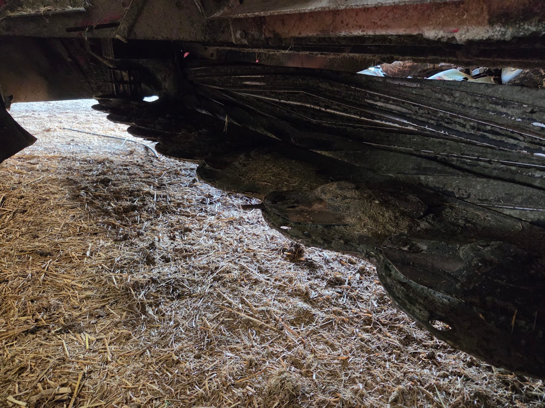 2010 Massey Ferguson 1372 Mower Conditioner - photo 8