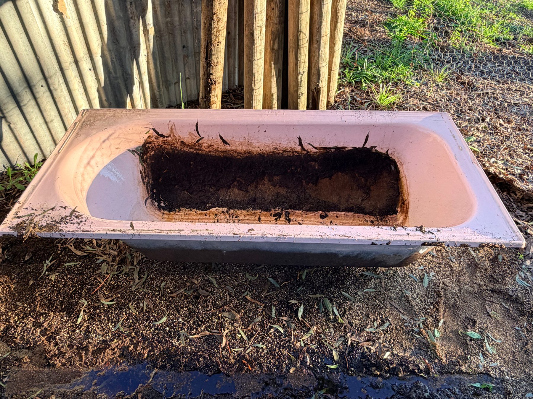 Old bath tub