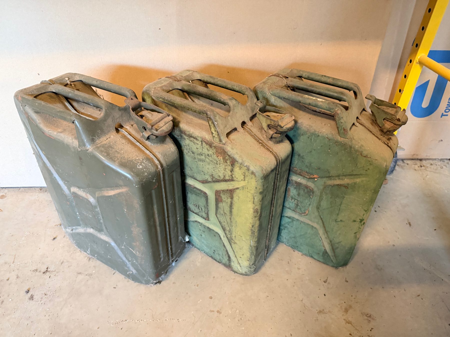 3 x 20L jerry cans