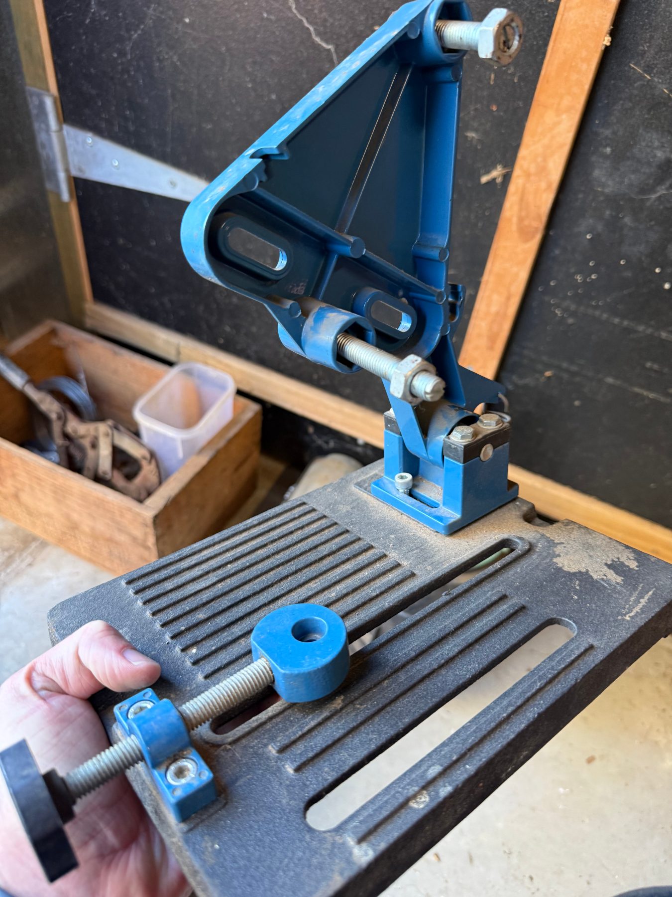 Angle grinder cut off stand