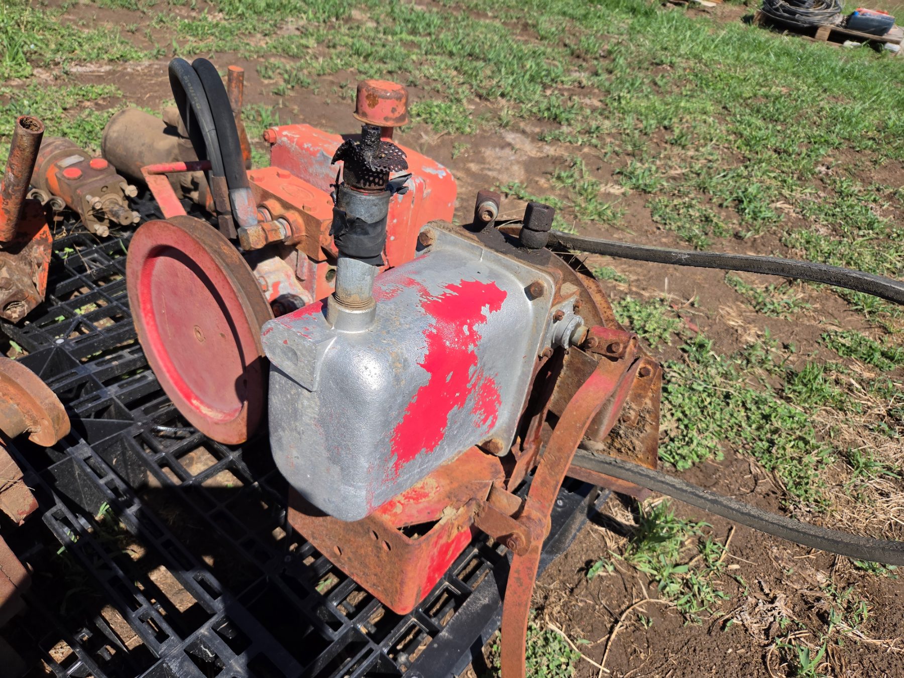 Used - 2x Hydraulic Pumps - photo 5