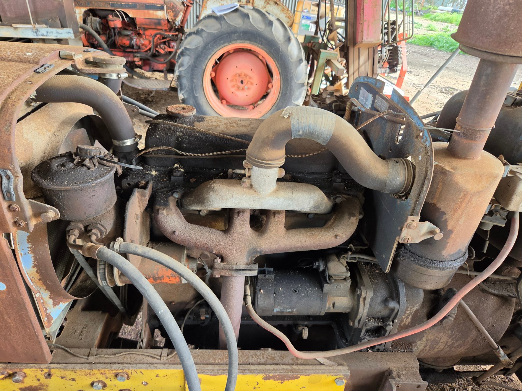 Fordson Major with Forklift - photo 11